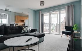 A Delightful Flat In Manchester.